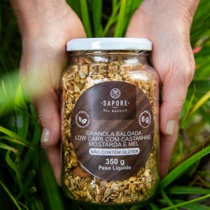 GRANOLA SALGADA LOW CARB COM CASTANHAS, MOSTARDA E MEL