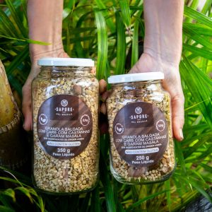GRANOLA SALGADA LOW CARB COM CASTANHAS E GARAM MASALA